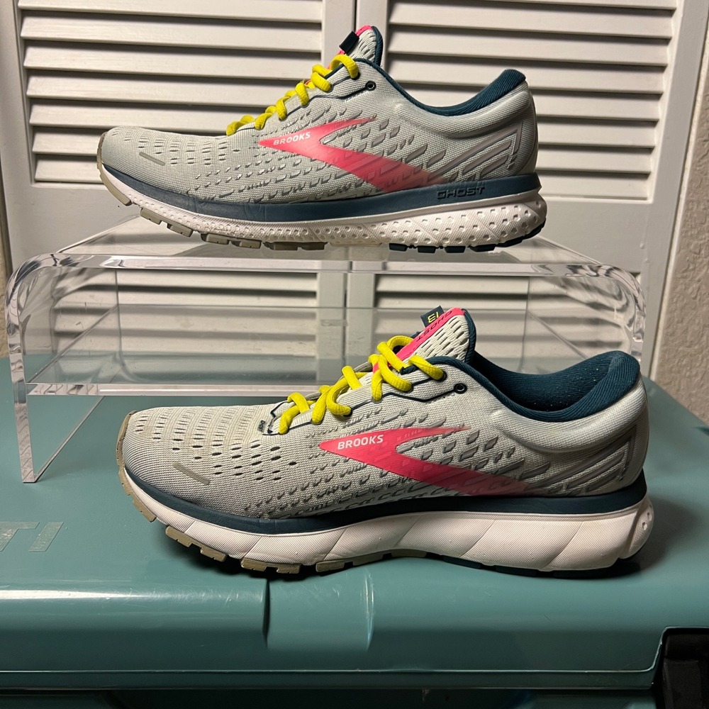 Brooks Ghost 13 Women's Running Shoes Size 10.5 B Ice Flow Pink 1203381B154 EUC